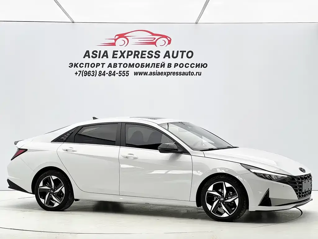 Hyundai Elantra — фото 9