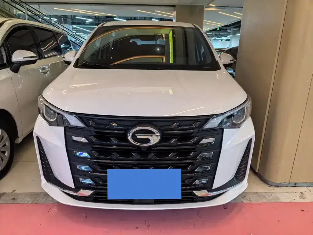 GAC Motor Trumpchi M6 — фото 6