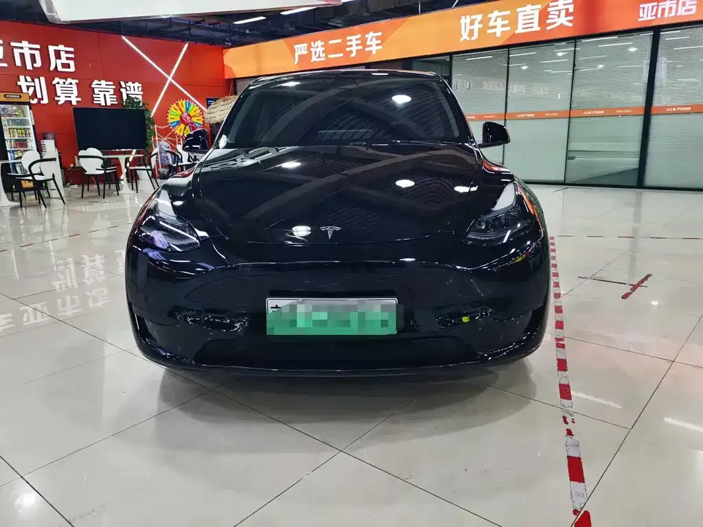 Tesla Model Y — фото 3