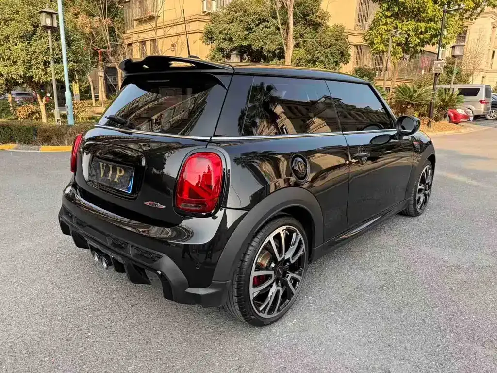 MINI JCW (John Cooper Works) — фото 4