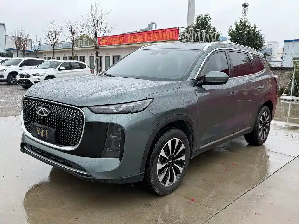 Chery Tiggo 8 PLUS — фото 1