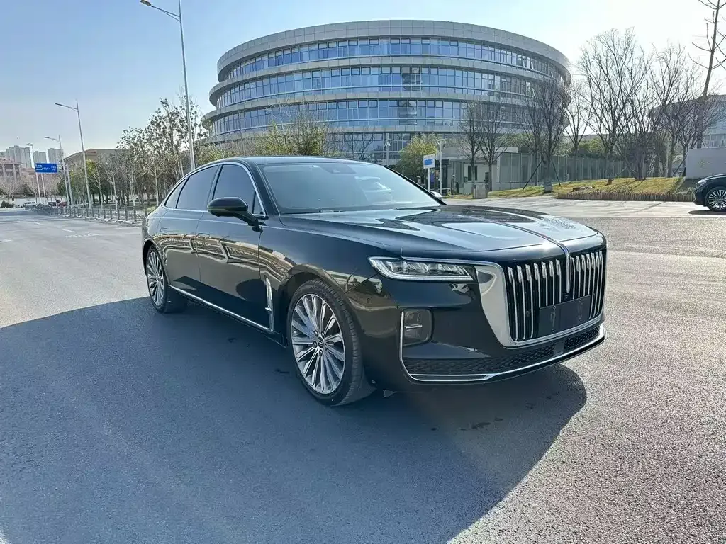 Hongqi H9 — фото 1