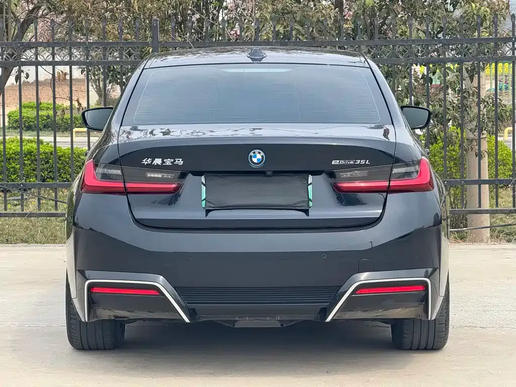 BMW i3 — фото 8