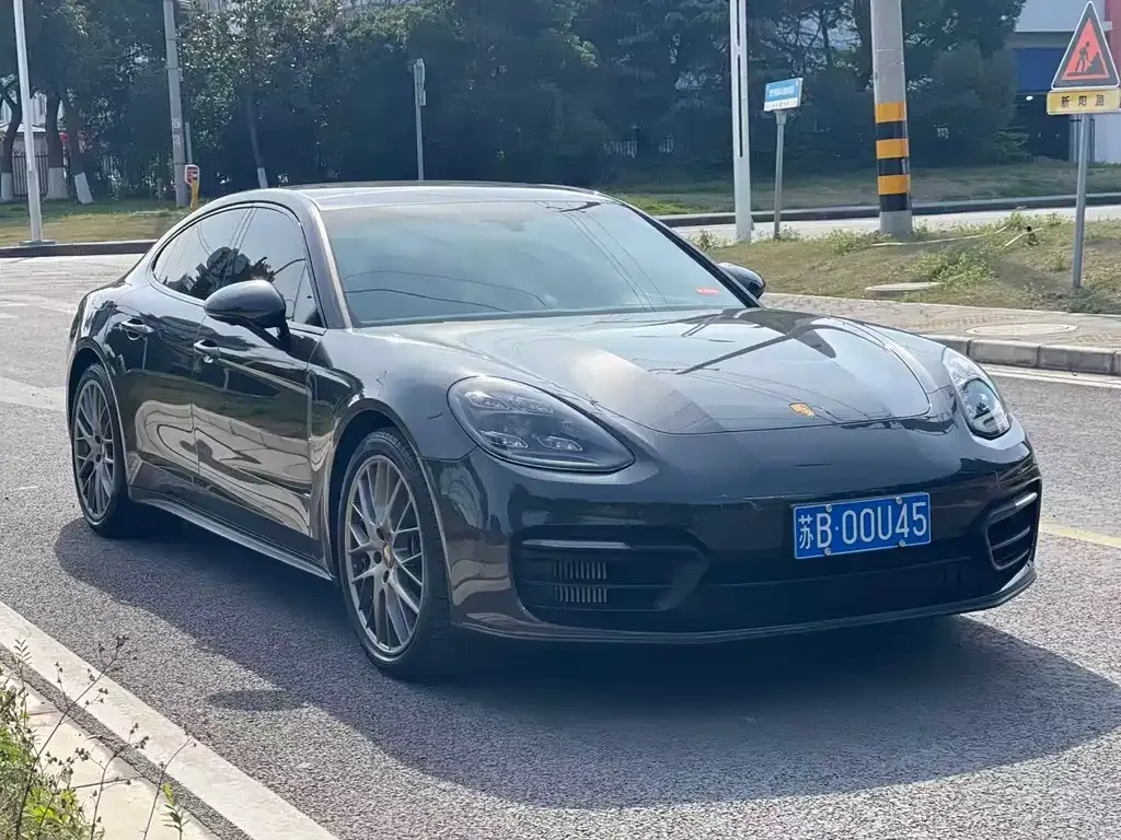 Porsche Panamera — фото 6