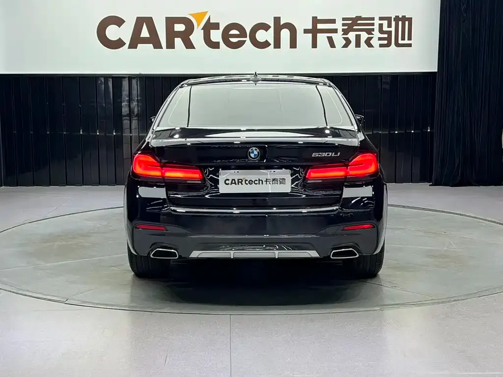 BMW 5 Series — фото 4