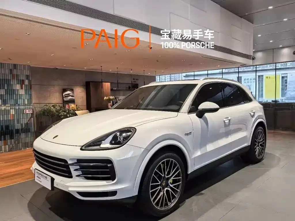 Porsche Cayenne Hybrid — фото 1
