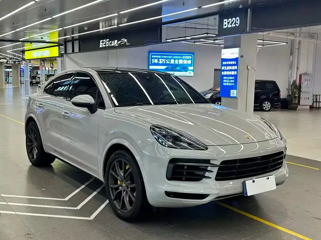 Porsche Cayenne — фото 4