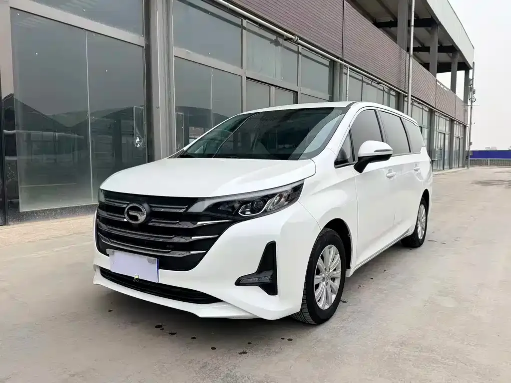 GAC Motor Trumpchi M6 — фото 1