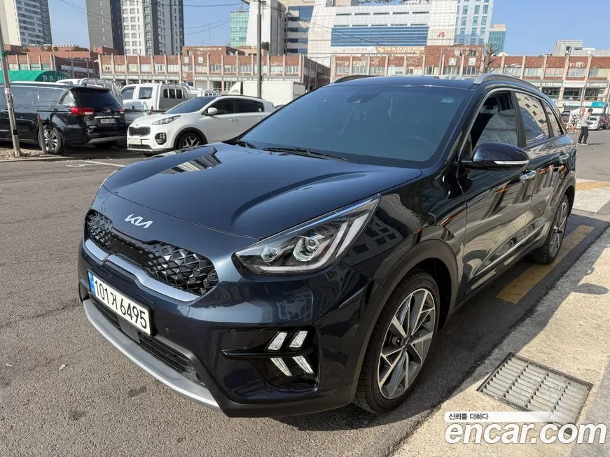 Kia Niro — фото 1