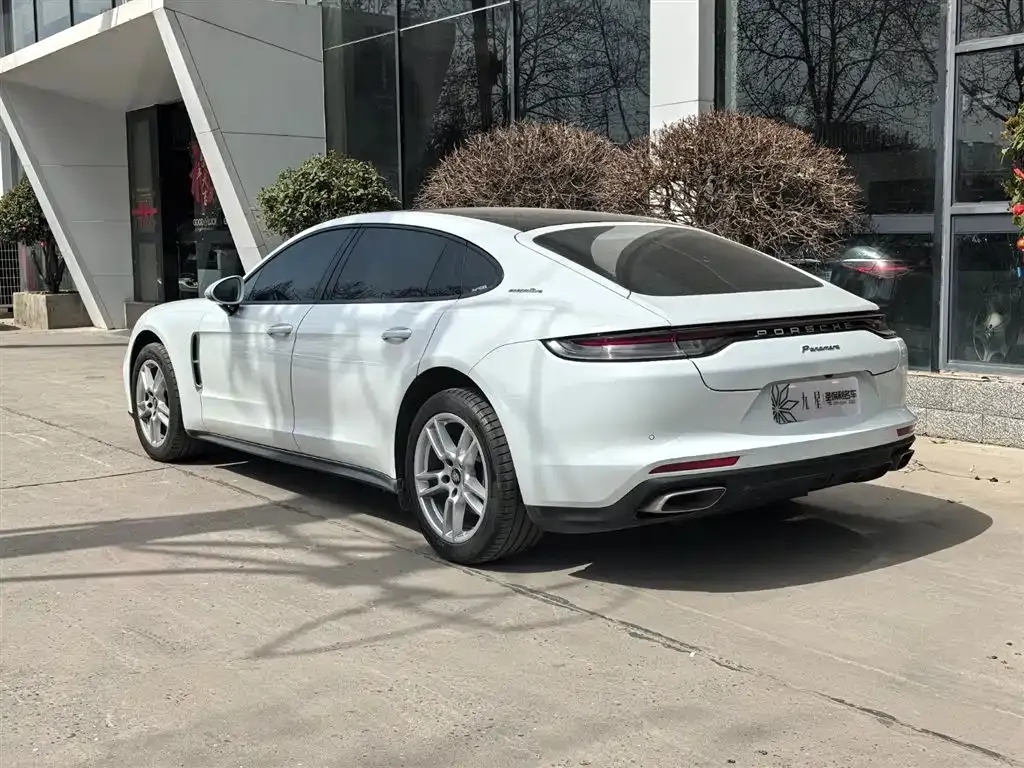 Porsche Panamera — фото 9