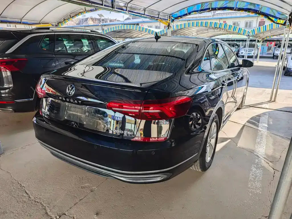 Volkswagen Passat — фото 5