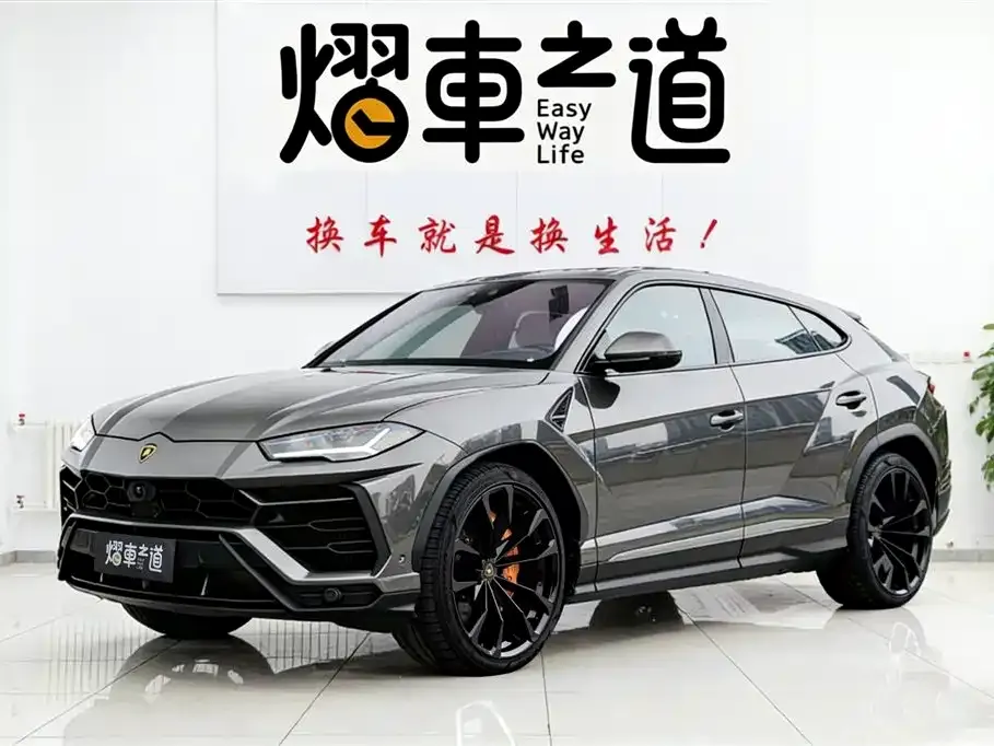 Lamborghini Urus — фото 1