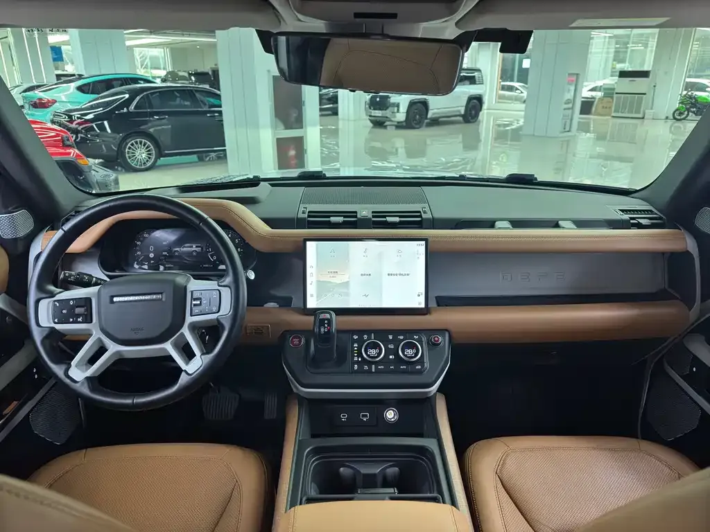 Land Rover Defender — фото 2
