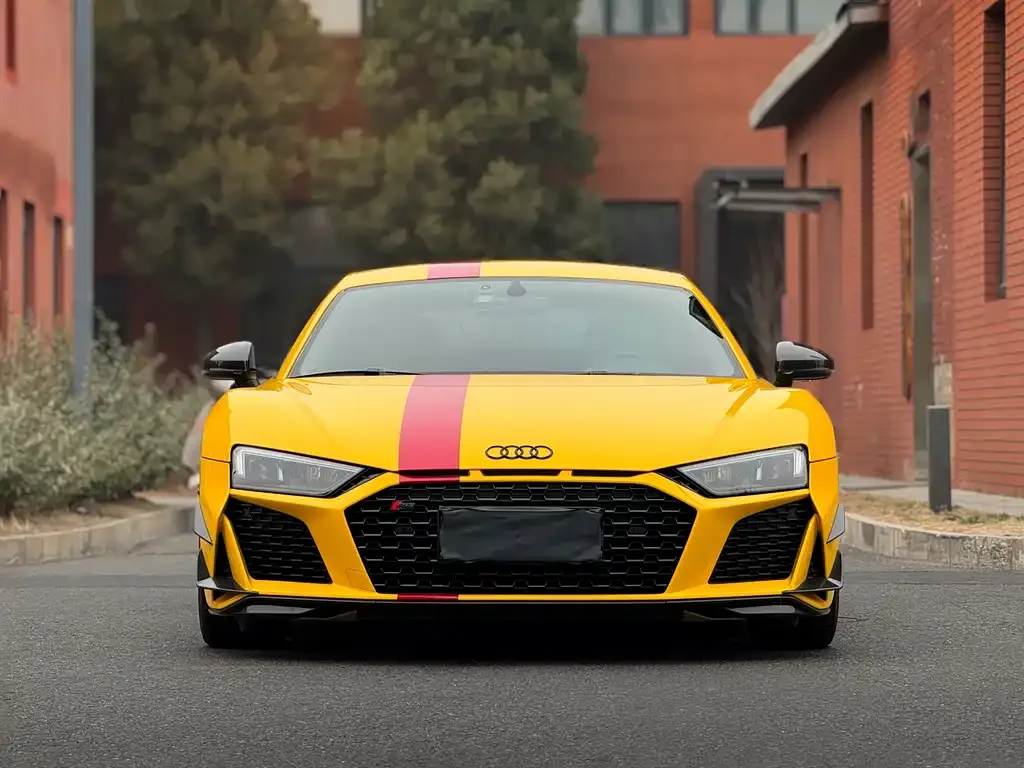 Audi R8 — фото 6