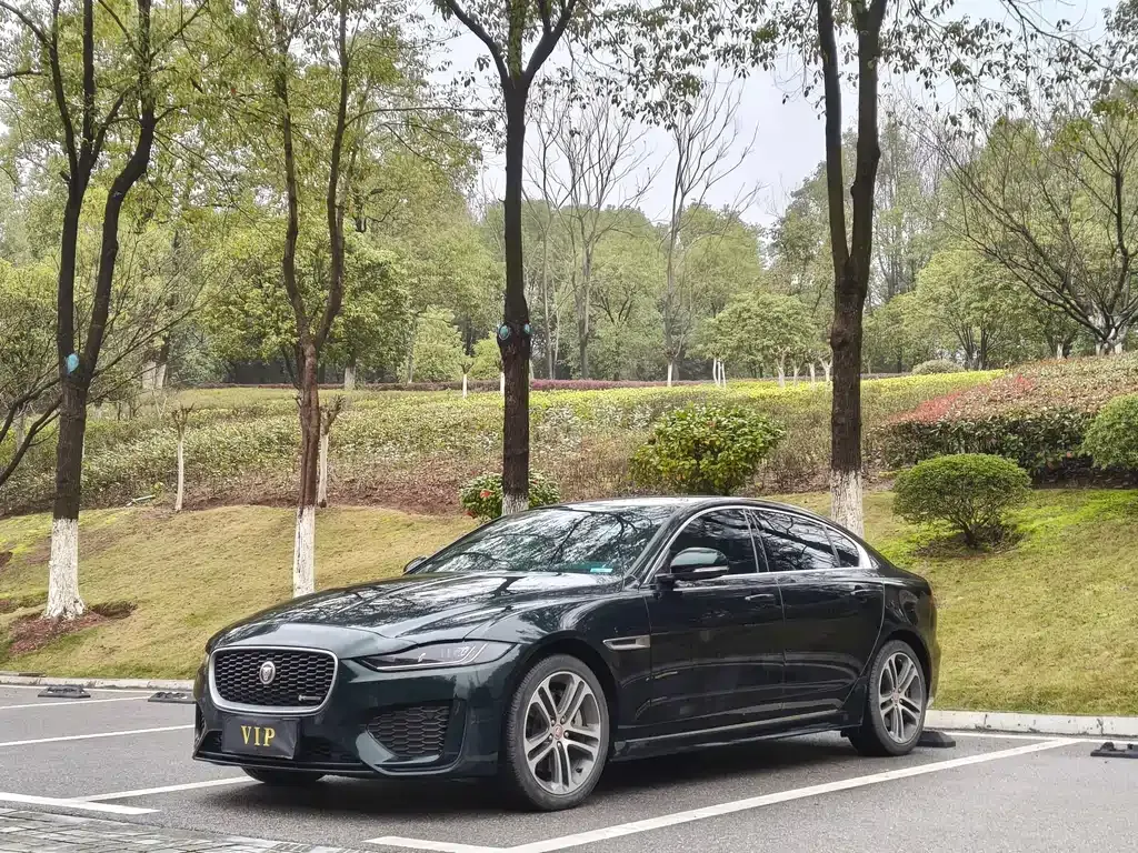 Jaguar XEL — фото 1