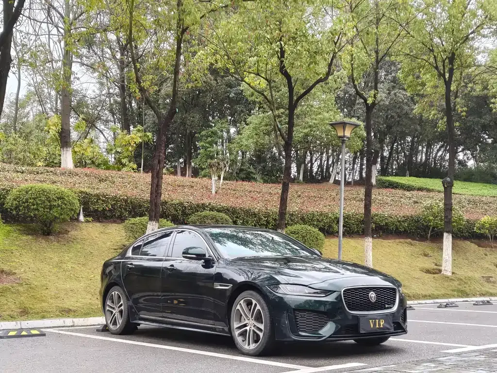 Jaguar XEL — фото 10