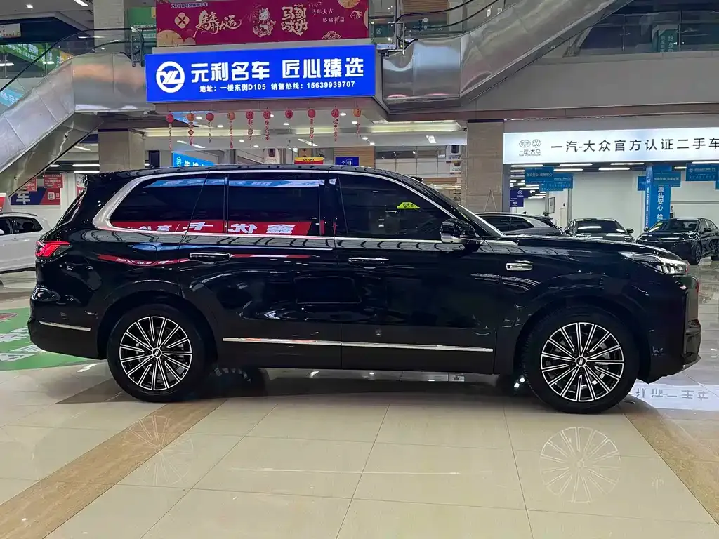 Geely 银河M9 — фото 10