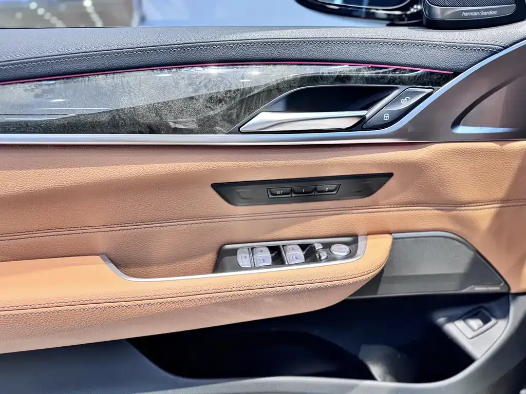 BMW 6 Series GT — фото 10