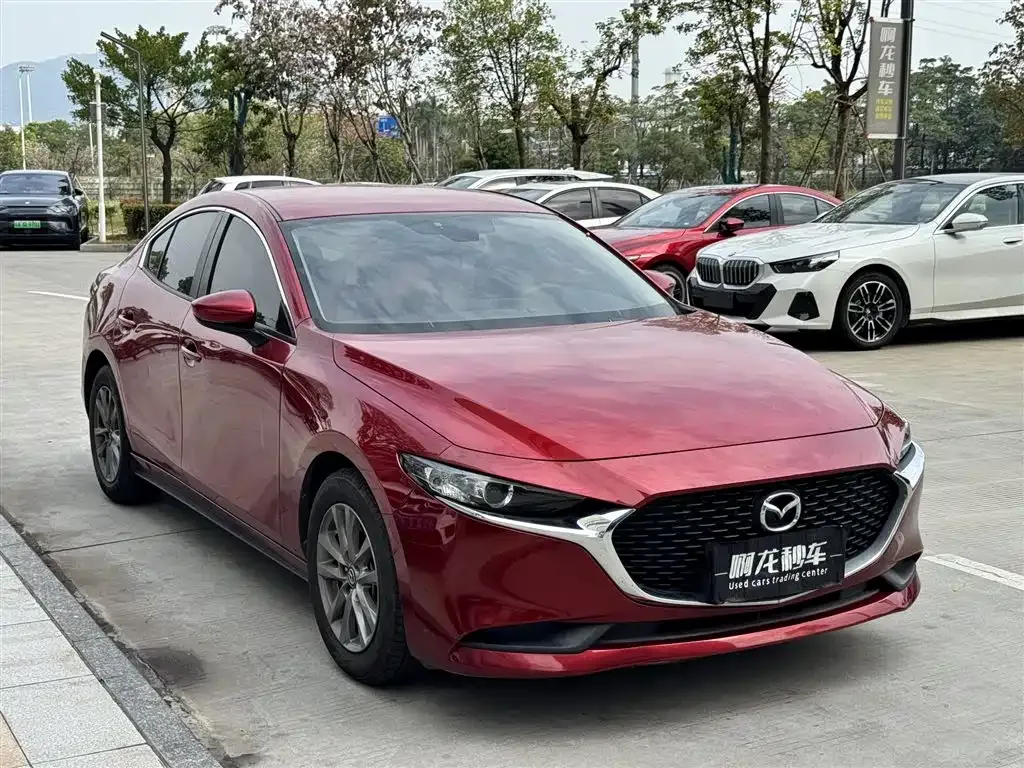 Mazda 3 Axela — фото 9