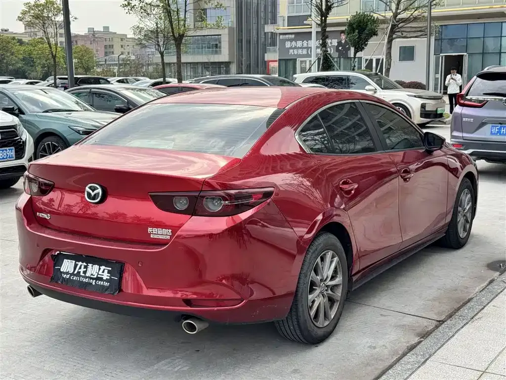 Mazda 3 Axela — фото 2