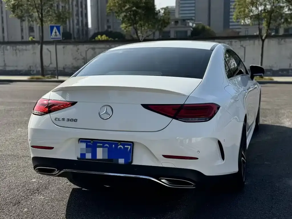 Mercedes-Benz CLS — фото 3
