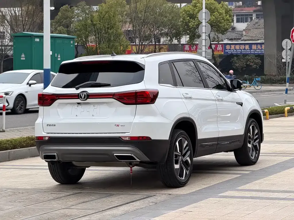 Changan CS75 — фото 10