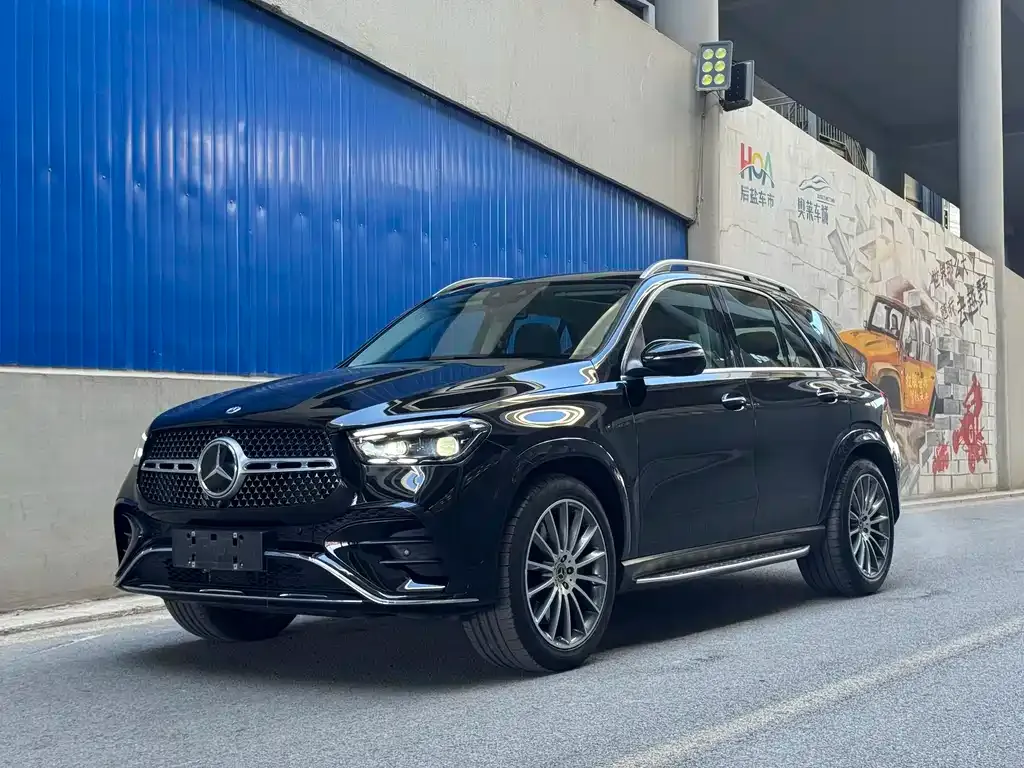 Mercedes-Benz GLE — фото 1