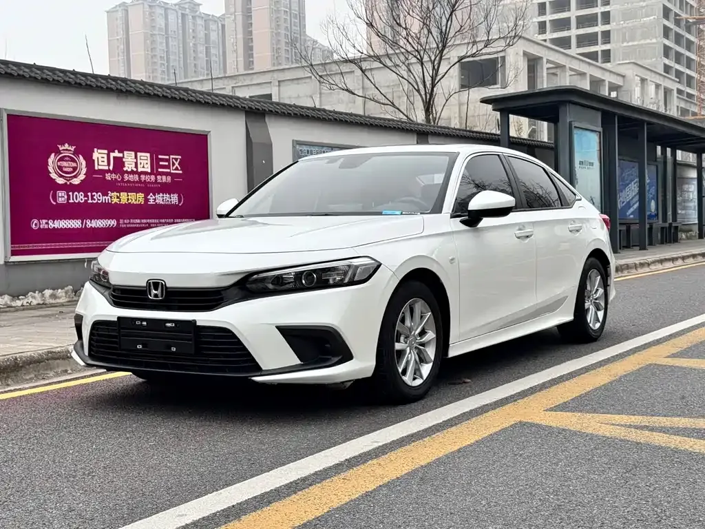 Honda Civic — фото 1