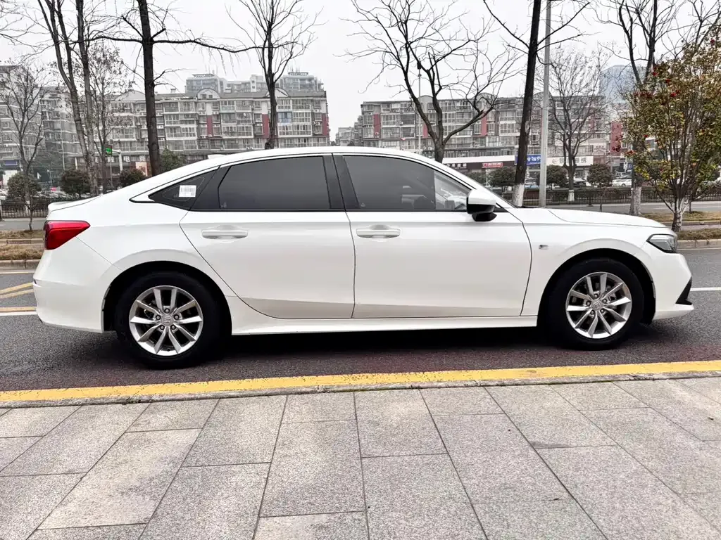 Honda Civic — фото 5