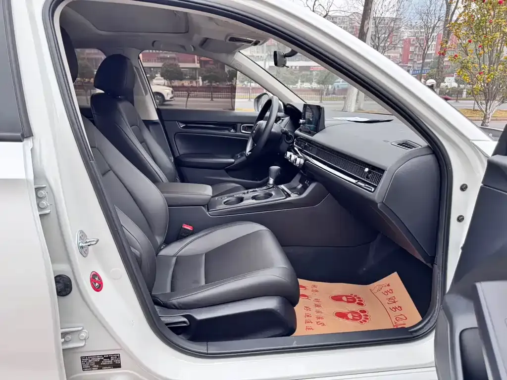 Honda Civic — фото 10