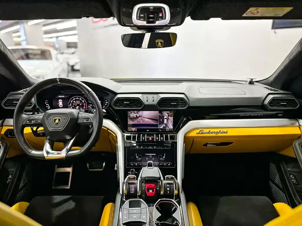 Lamborghini Urus — фото 6