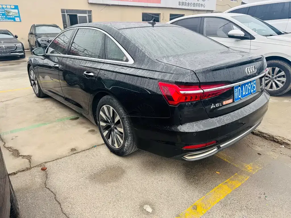 Audi A6L — фото 6