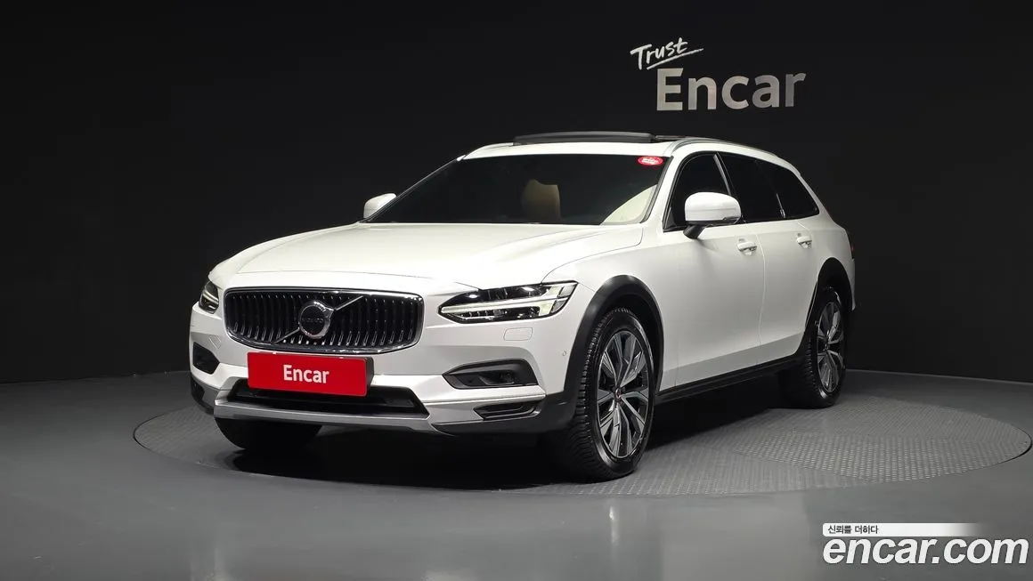 Volvo V90 — фото 1