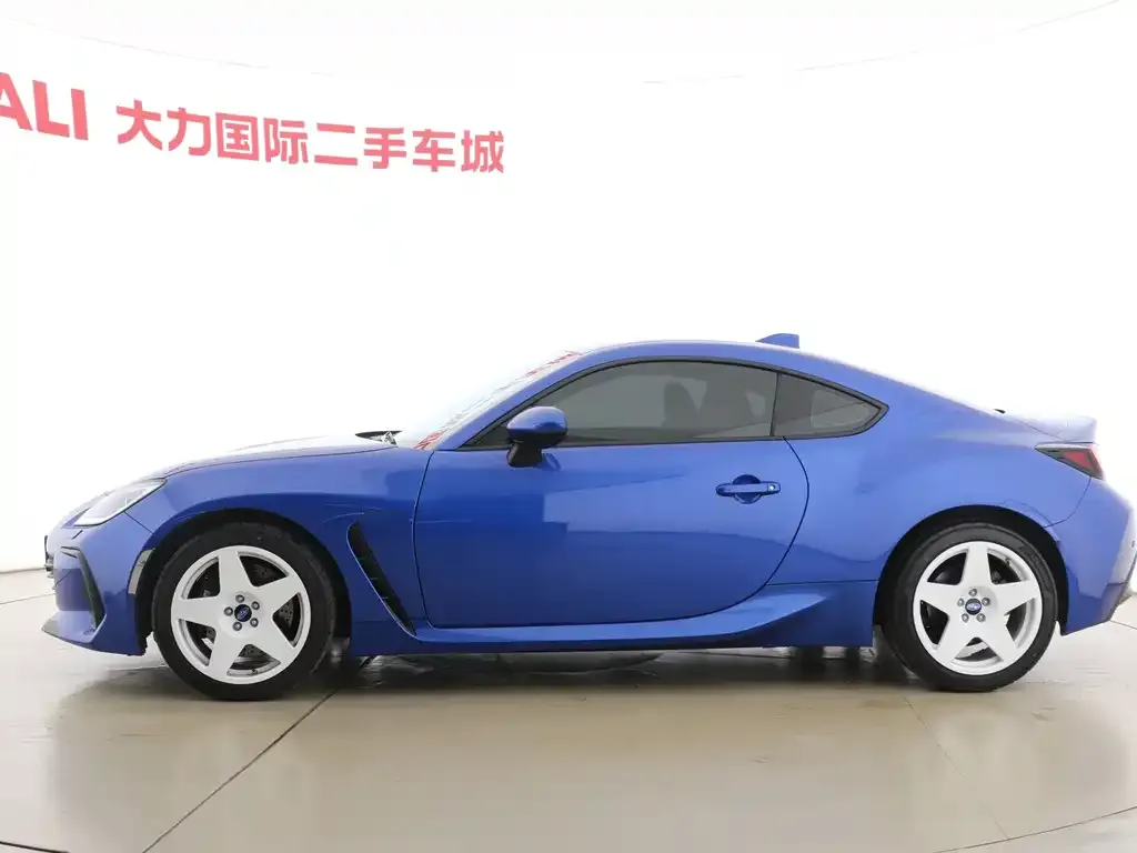 Subaru BRZ — фото 2
