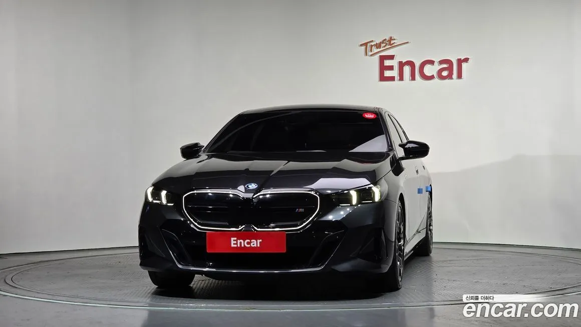 BMW i5 — фото 2