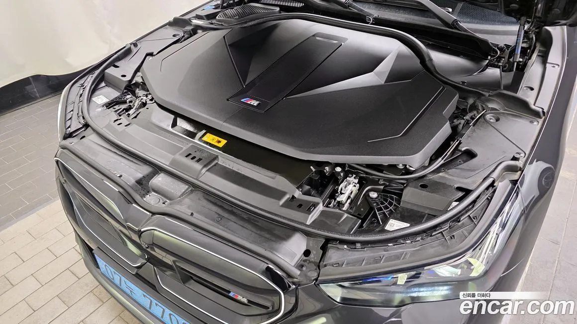 BMW i5 — фото 10