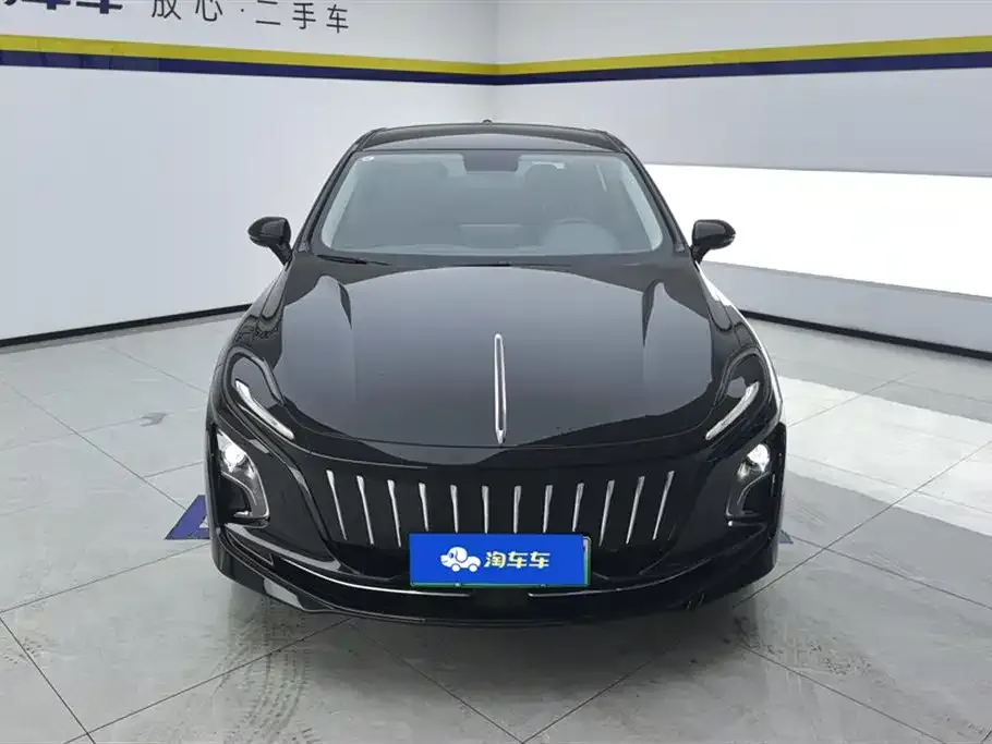 Hongqi E-QM5 — фото 7