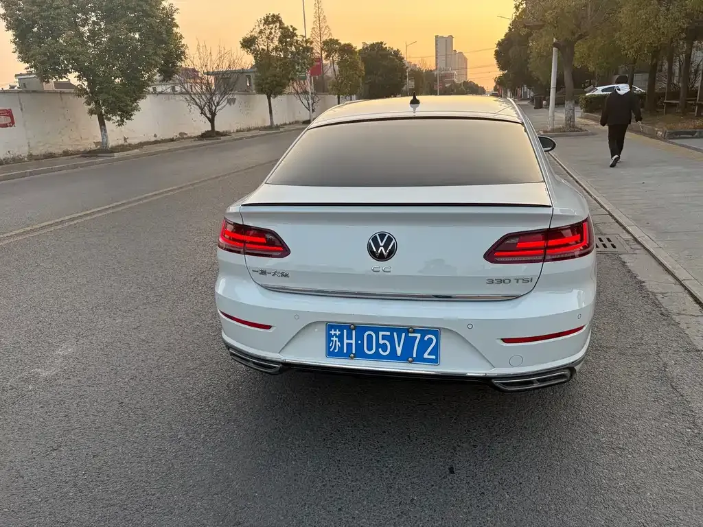 Volkswagen CC — фото 6