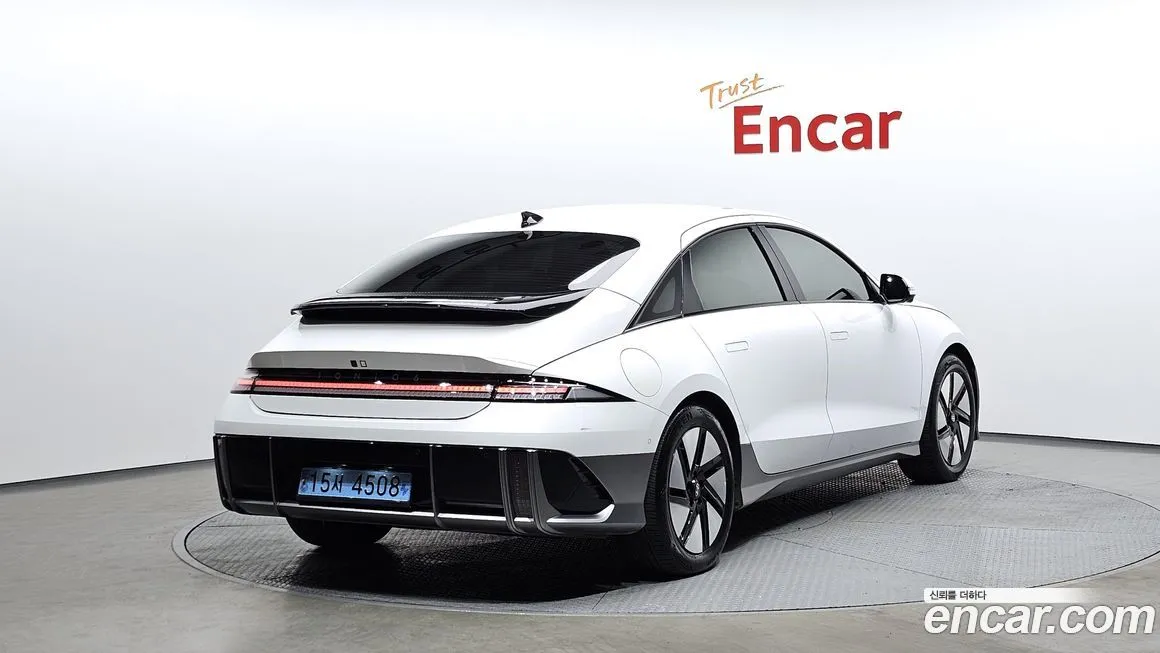 Hyundai Ioniq6 — фото 7