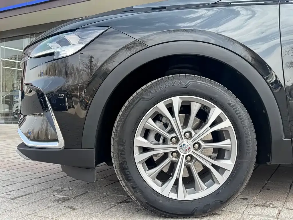 Buick Envision Plus — фото 4