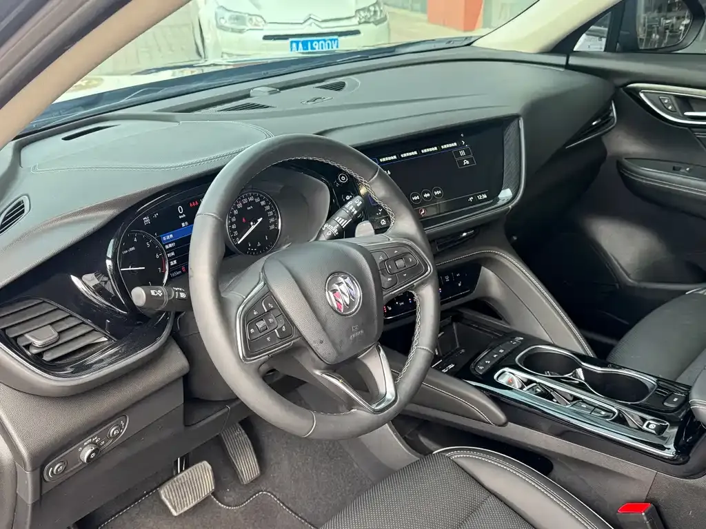 Buick Envision Plus — фото 3