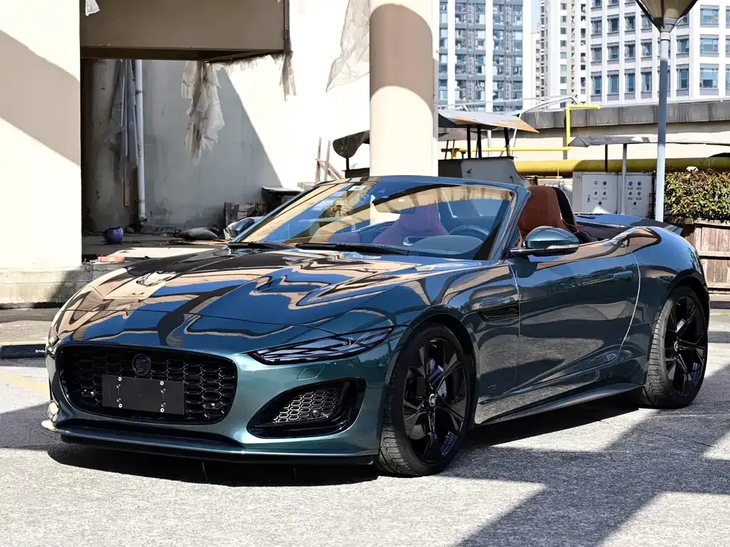 Jaguar F-TYPE — фото 1