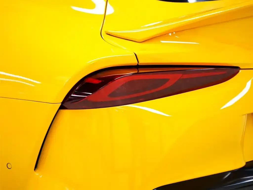 Toyota Supra — фото 2