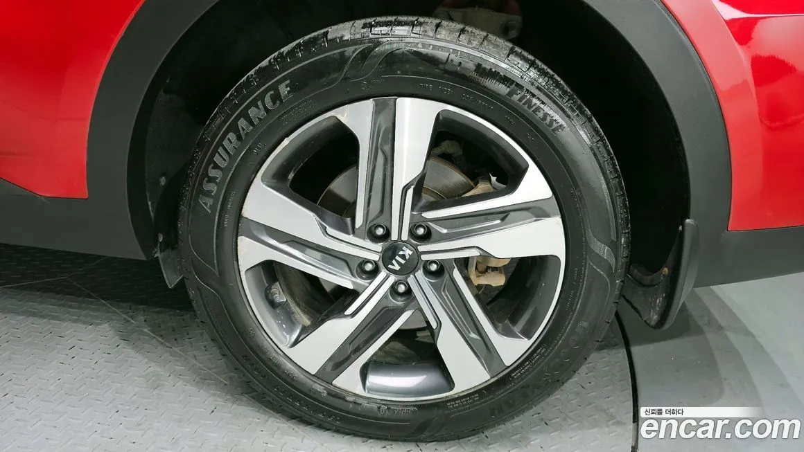 Kia Sorento — фото 6