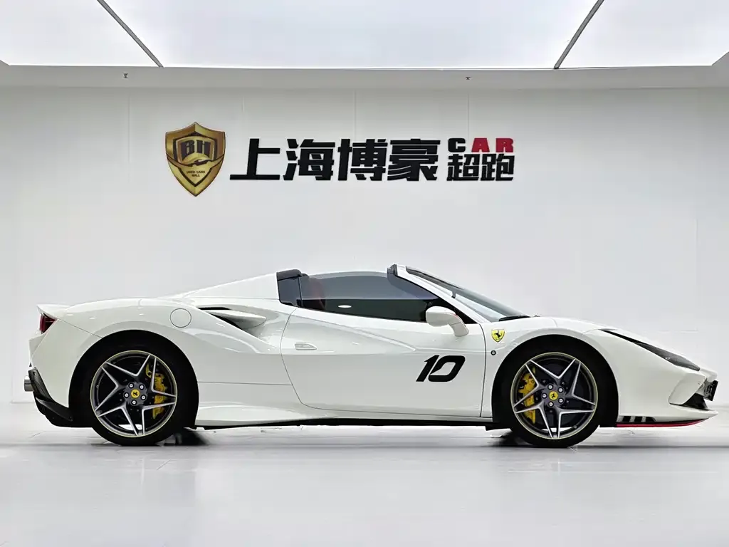 Ferrari F8 — фото 4