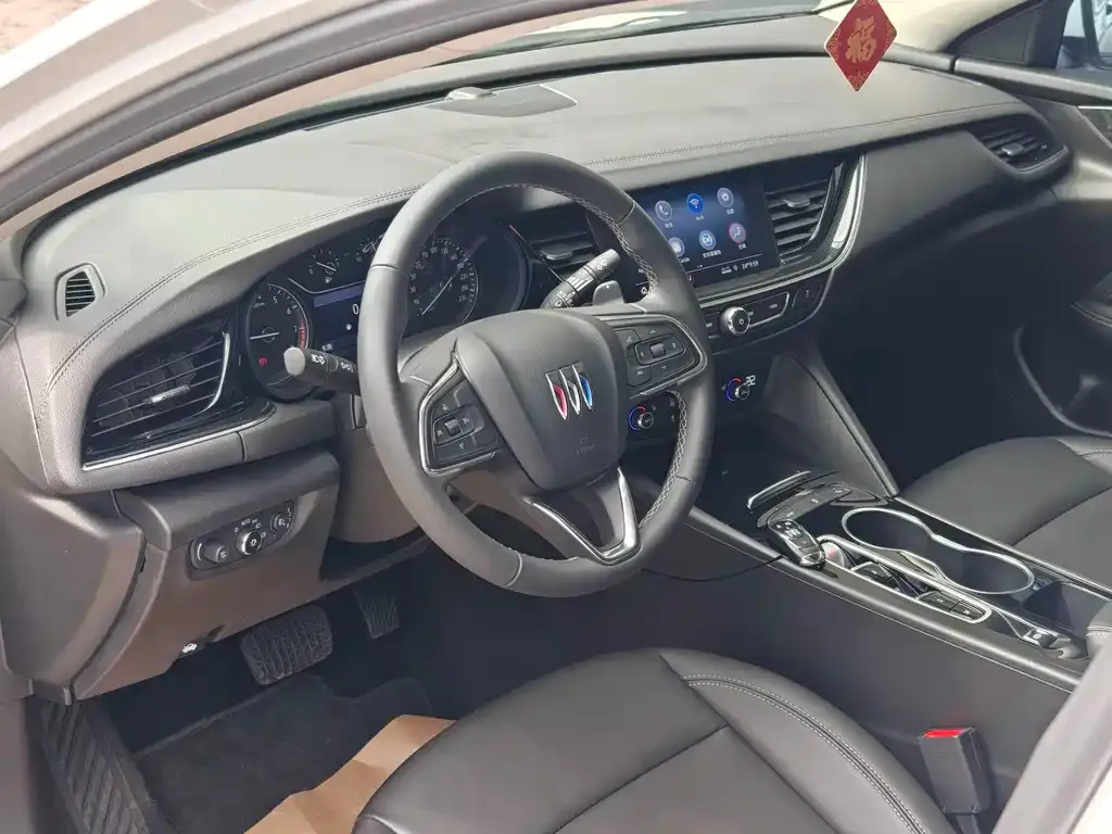 Buick Regal — фото 10