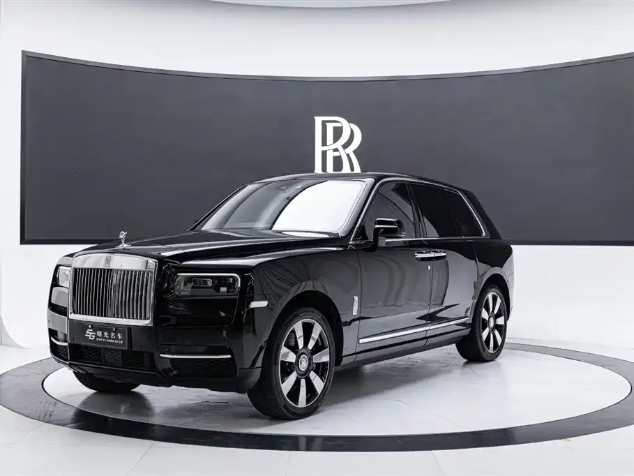 Rolls-Royce Cullinan — фото 1