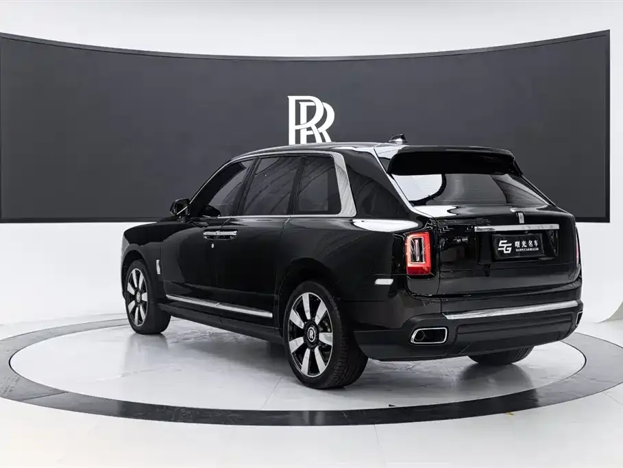 Rolls-Royce Cullinan — фото 6