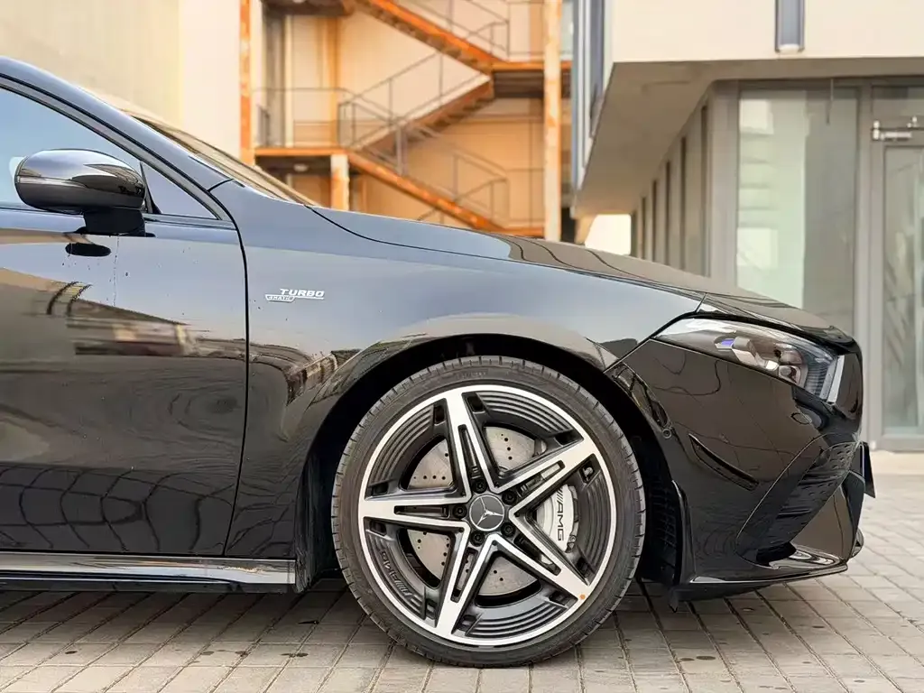 Mercedes-Benz A-Class AMG — фото 5