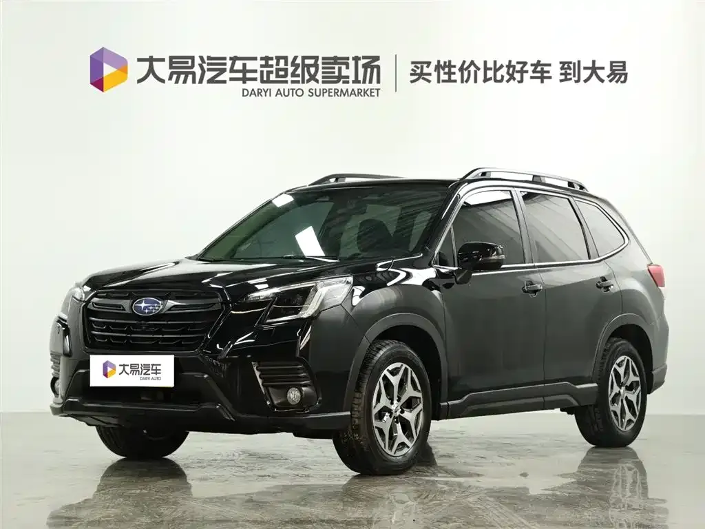 Subaru Forester — фото 1